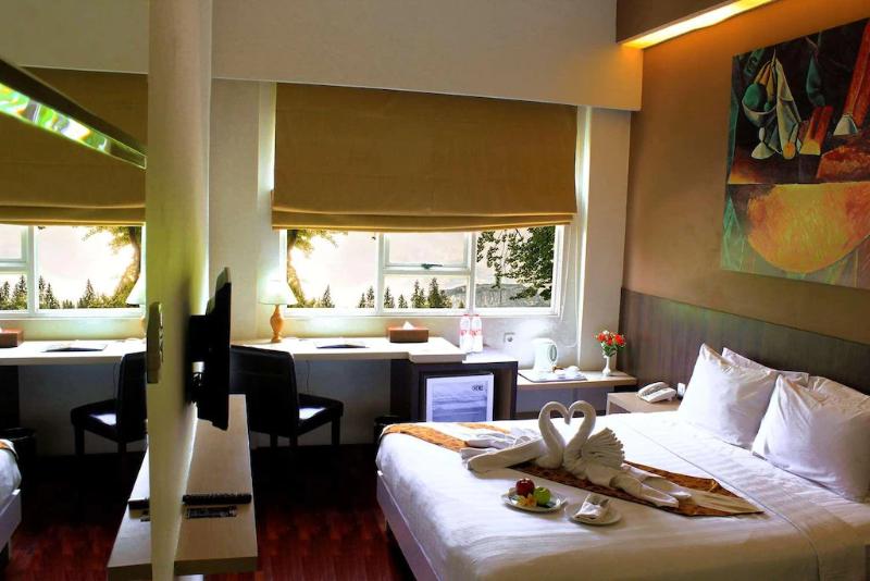 Kyriad Arra Hotel Cepu - Oda