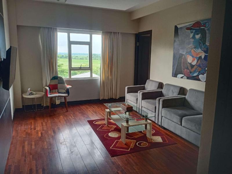 Kyriad Arra Hotel Cepu - Oda