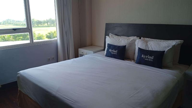 Kyriad Arra Hotel Cepu - Oda