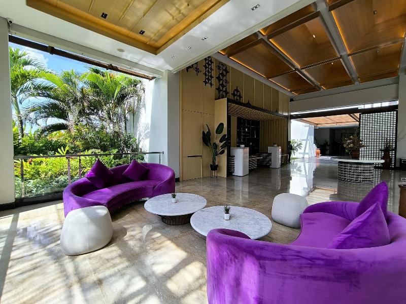 ILLIRA Lite Hotel Lombok - Lobi