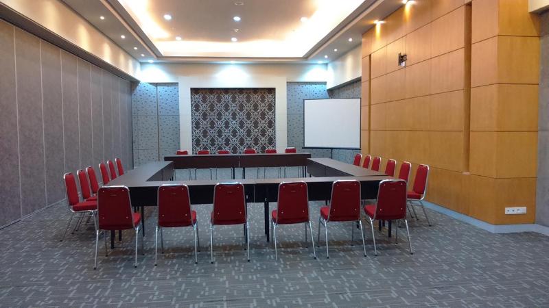 ILLIRA Lite Hotel Lombok - Toplantı