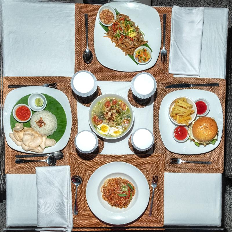 ILLIRA Lite Hotel Lombok - Restoran