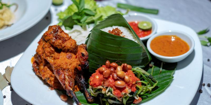 ILLIRA Lite Hotel Lombok - Restoran