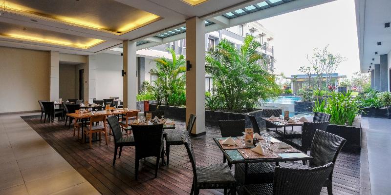 ILLIRA Lite Hotel Lombok - Restoran