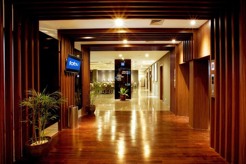 Fabu Hotel Bandung - Lobi