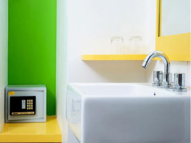Amaris Hotel Cilegon - Oda