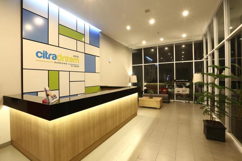 Hotel Citradream Bandung - Lobi