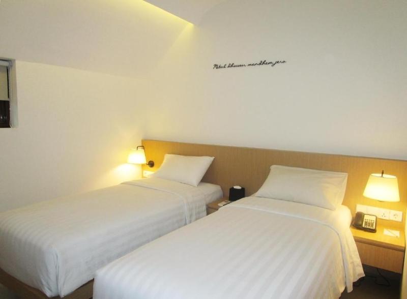 Namin Dago Hotel - Oda