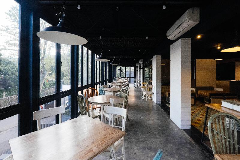Namin Dago Hotel - Restoran