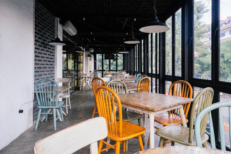 Namin Dago Hotel - Restoran