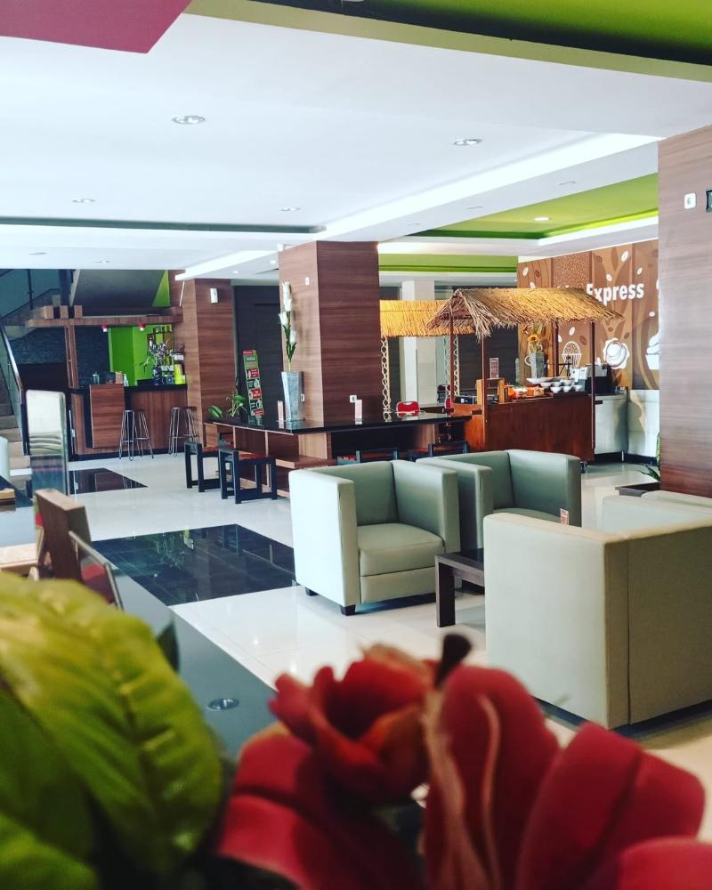 Hotel Candi Indah - Akpol Semarang - Lobi