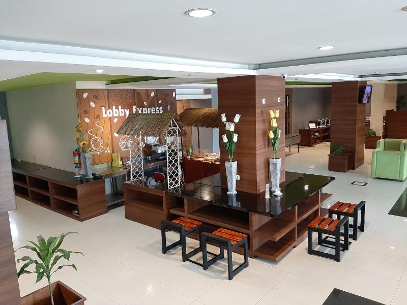 Hotel Candi Indah - Akpol Semarang - Lobi