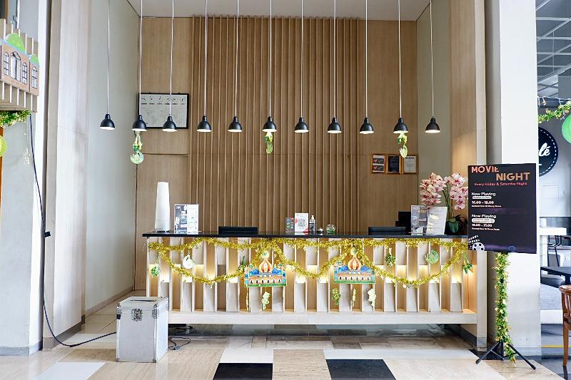 Lemo Hotel Serpong By Zuzu - Lobi