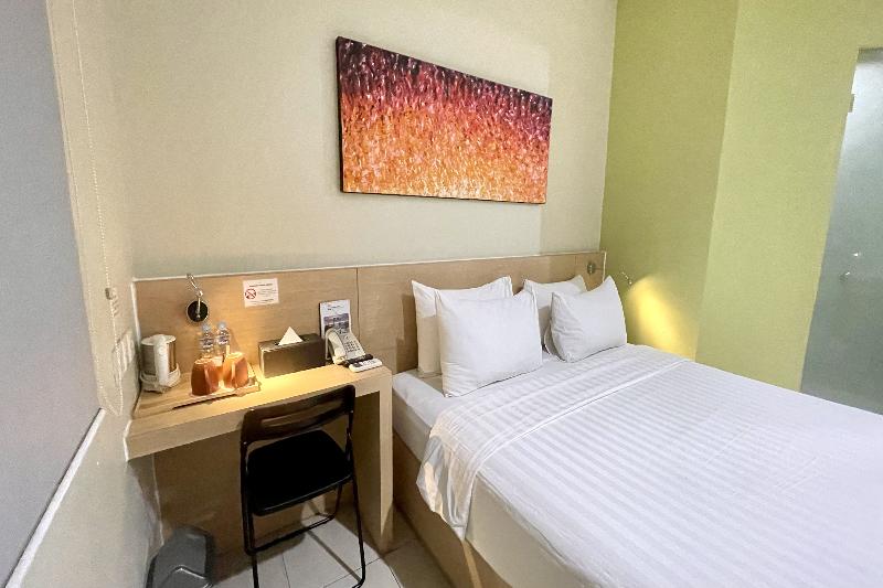 Lemo Hotel Serpong By Zuzu - Oda