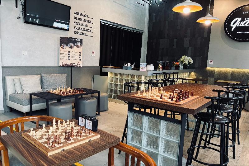 Lemo Hotel Serpong By Zuzu - Restoran