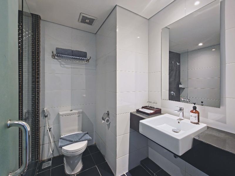 Luminor Hotel Jemursari - Oda