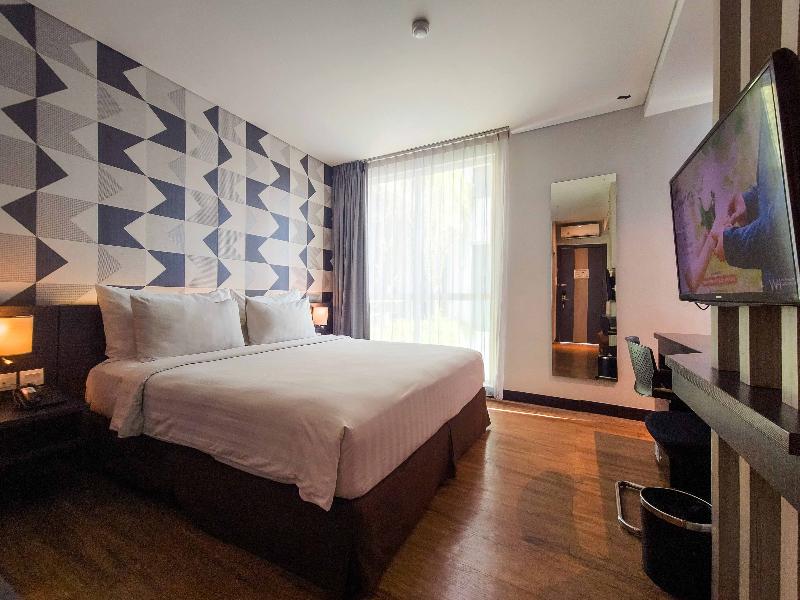 Luminor Hotel Jemursari - Oda