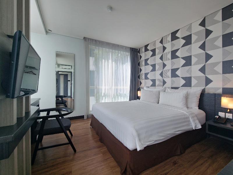 Luminor Hotel Jemursari - Oda