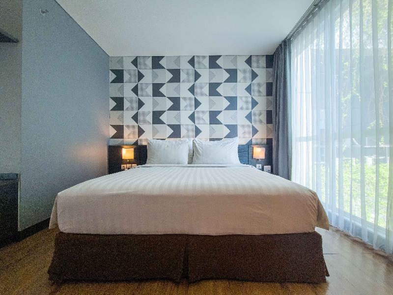 Luminor Hotel Jemursari - Oda