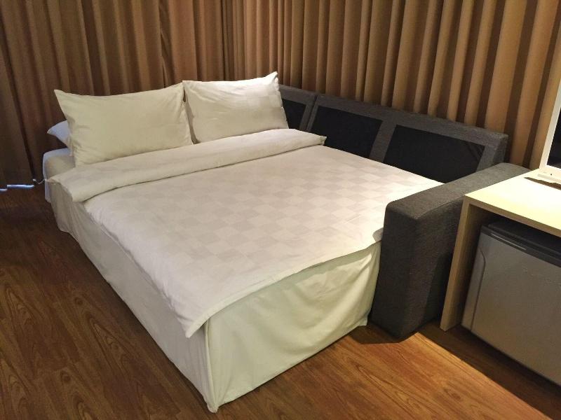 M Premiere Hotel Dago Bandung - Oda