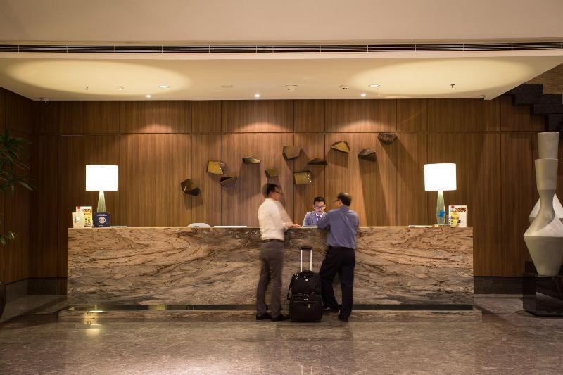 I Hotel Baloi Batam - Lobi