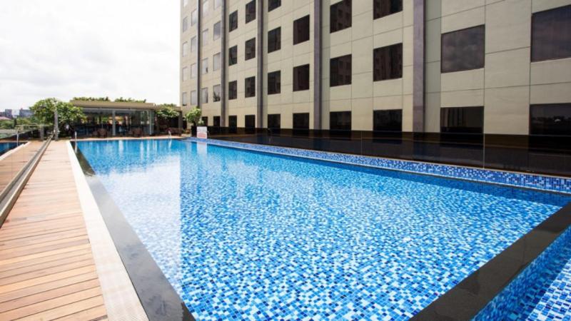 I Hotel Baloi Batam - Havuz