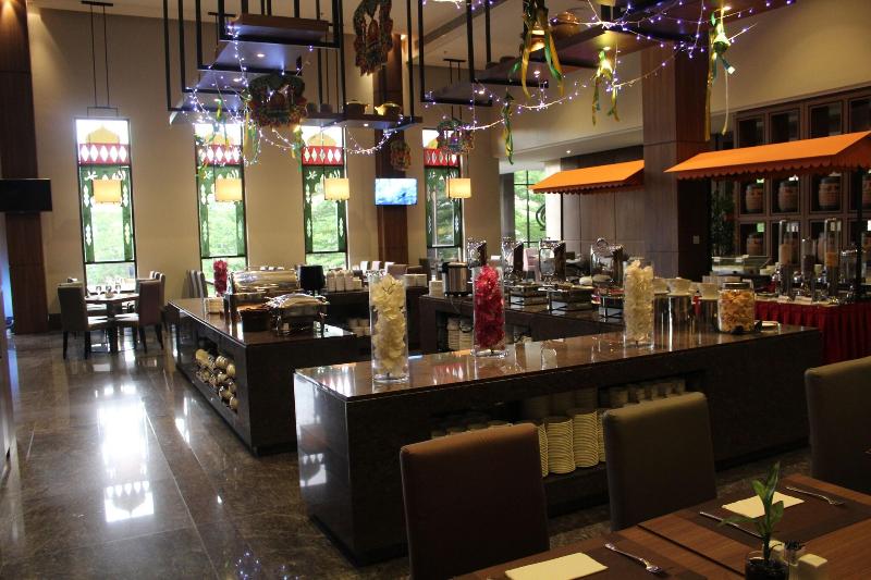 I Hotel Baloi Batam - Restoran