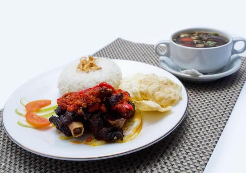 P Hotel Jakarta - Restoran