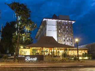 Burza Hotel Yogyakarta otel fotoğrafı