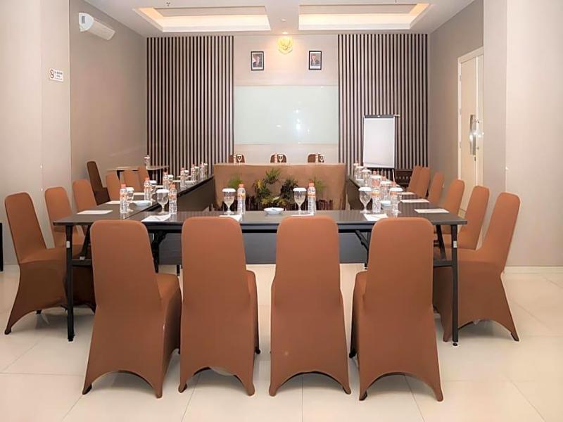 Ascent Premiere Hotel And Convention - Genel