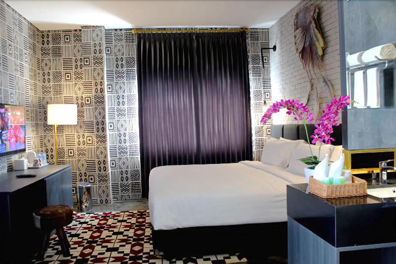 Couleur Hotel Cengkareng - Oda