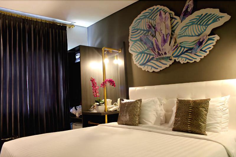 Couleur Hotel Cengkareng - Oda