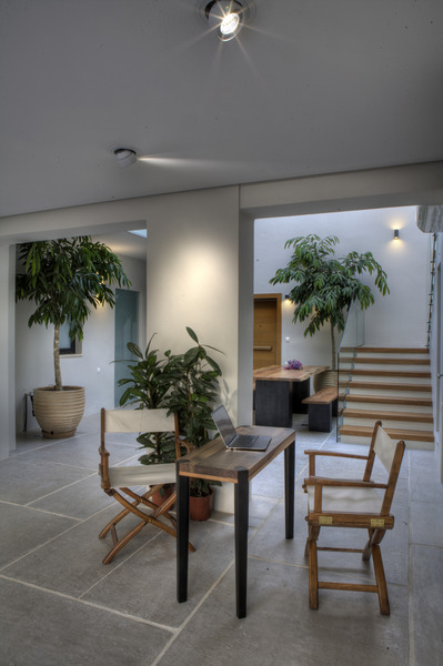 Aethrion Boutique Homes - Lobi