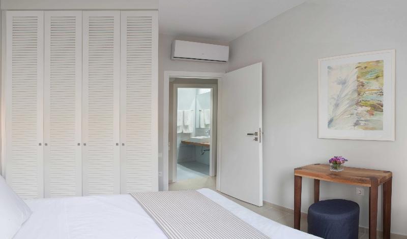 Aethrion Boutique Homes - Oda