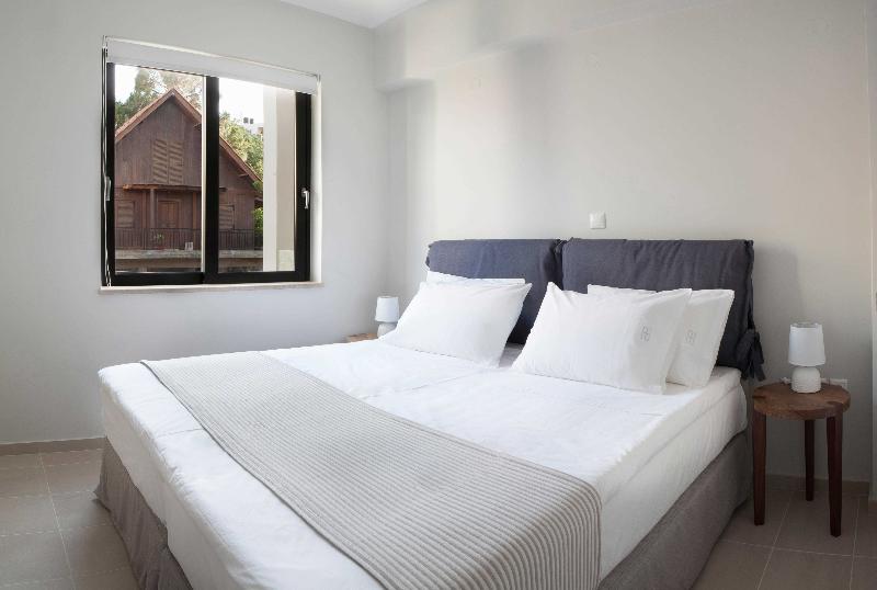 Aethrion Boutique Homes - Oda