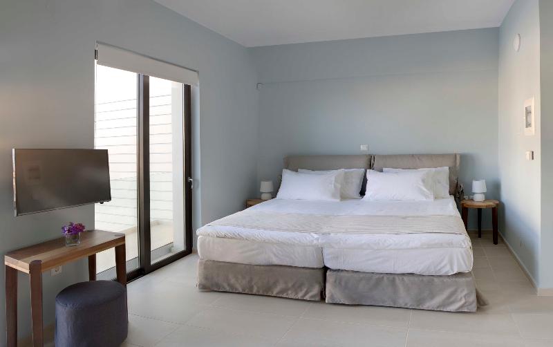 Aethrion Boutique Homes - Oda