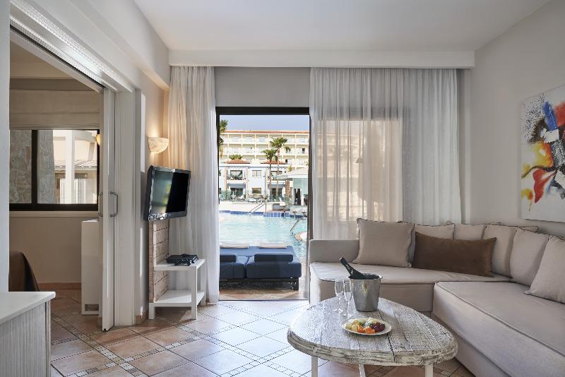 Atlantica Aeneas Resort & Spa - Oda