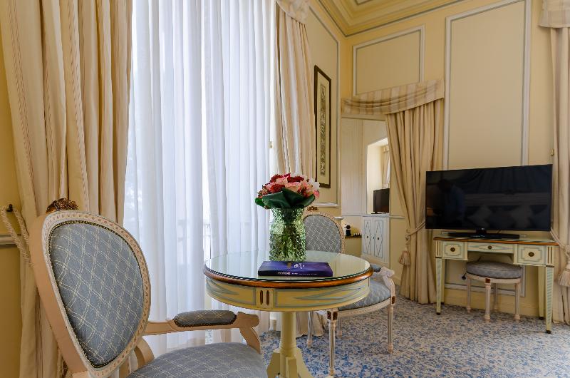 Olissippo Lapa Palace -  The Leading Hotels World - Oda