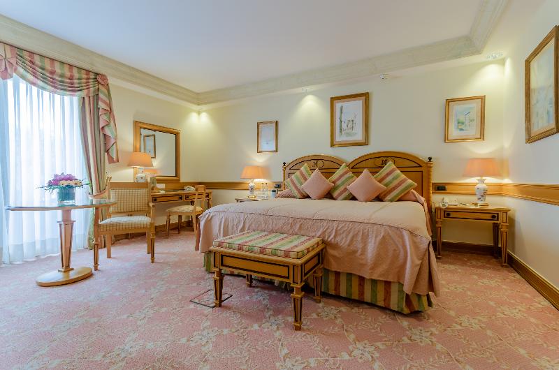 Olissippo Lapa Palace -  The Leading Hotels World - Oda