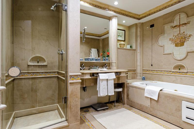 Olissippo Lapa Palace -  The Leading Hotels World - Oda