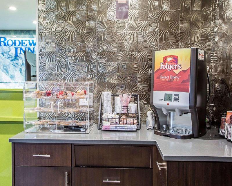Rodeway Inn Newark Airport - Restoran