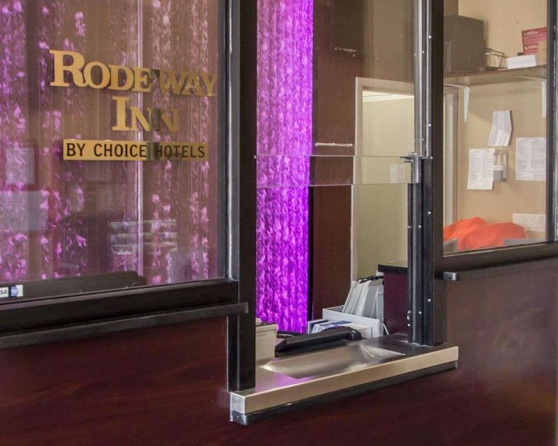 Rodeway Inn Bronx Zoo - Lobi