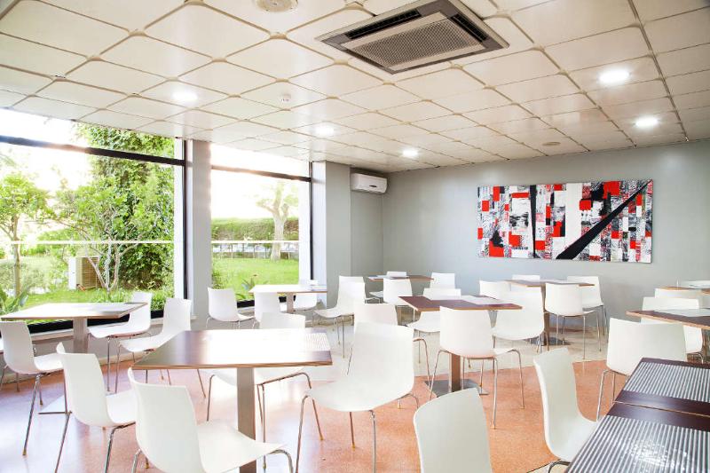 RR Club Amarilis - Restoran