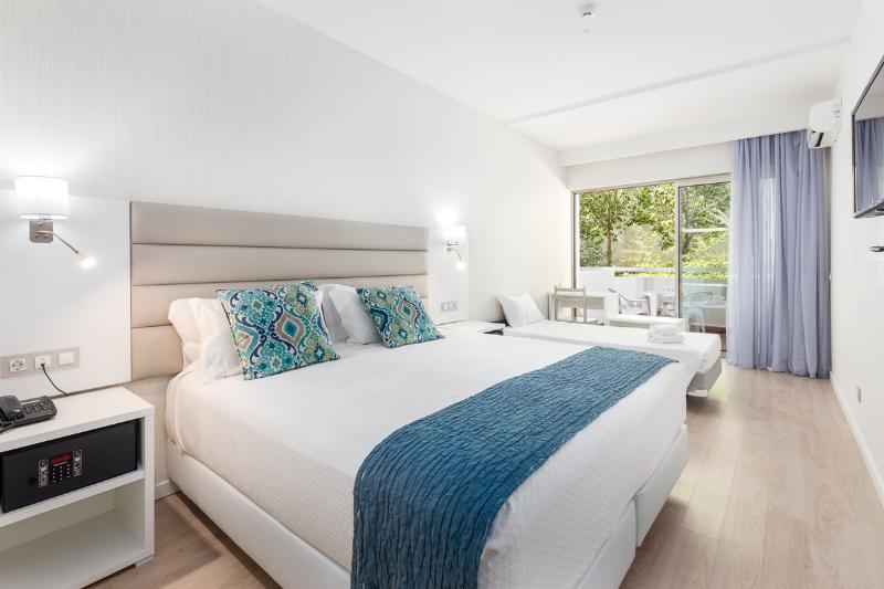 Carvi Beach Hotel - Oda