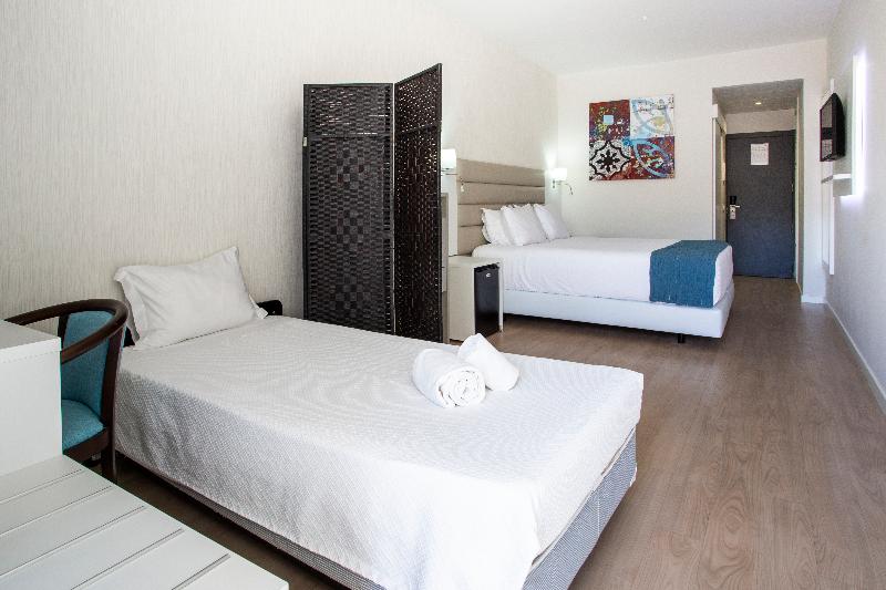 Carvi Beach Hotel - Oda