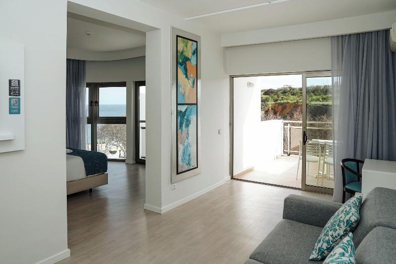 Carvi Beach Hotel - Oda