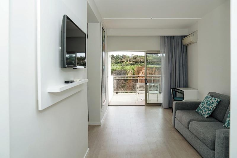 Carvi Beach Hotel - Oda