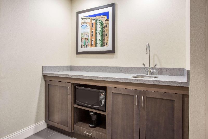 Hampton Inn & Suites Yonkers - Westchester - Oda