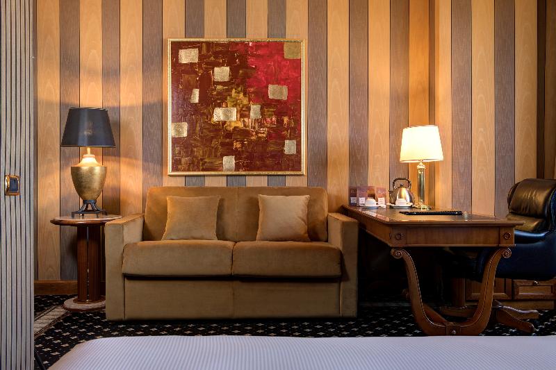 Hotel Capitol - Oda