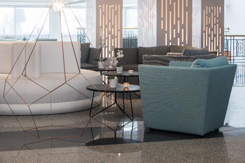 Odessa Beach Hotel - Lobi